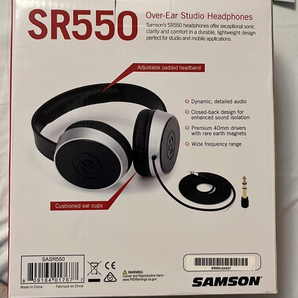Sampson SR550 Over Ear Studio Headphones - Picture 2 of 3